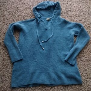 3 /$25 DAKINI Soft Sweater